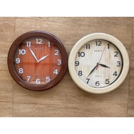 Qori Store - Ogana Wood Motif Wall Clock / Wood Motif Wall Clock / Analog Clock / Wood Motif Clock /