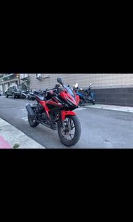 CBR 150R 二手檔車中古車配合全額.超額.學生貸款強力過件白牌黃牌紅牌仿賽街車大型重機滿18即可分期