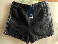 Adidas Originals 牛仔短褲