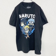 古著短袖動漫印花T卹，印有鳴人、佐助和卡卡西的圖案。黑色圓領，復古設計，L碼。