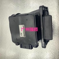 Mitsubishi Space Gear Adventure Delica 4G64 engine mass air-flow sensor 338 MAF