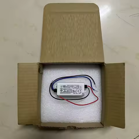 Taiwan MEAN WELL APC-8-250/350/500/700mA LED 8W Constant Current Power Supply 350/250mA Low-cost Lig