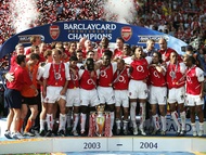 โปสเตอร์ Arsenal อาร์เซนอล The Gunners กันเนอร์ แชมป์ Champions Poster ฟุตบอล สำหรับตกแต่งผนังบ้าน แต่งร้าน บาร์ ออฟฟิศ คาเฟ่ ร้านคนไทย 77poster