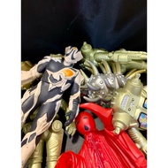 Bandai 4-6.5 inch Ultraman Kaiju Alien Ultra Monster Series Sofubi Figure Raksasa