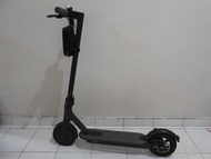 Skuter Listrik - Electric Scooter Merk Xiaomi Mijia M365 Bekas