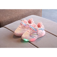 Sneakers for girls in rabbit pink with flashing led lights, comfortable sweat-absorbent straps and a