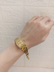 💰議價請移玉步Set Price⌚ 𝙎𝙬𝙞𝙨𝙨 𝙈𝙖𝙙𝙚 「𝙍𝙖𝙙𝙤」瑞士「雷達錶」
✅是𝟭𝟵𝟲𝟬 至 𝟭𝟵𝟳𝟬 年代 推出的經典 𝙎𝙩𝙖𝙧𝙡𝙚𝙩  系列💃的😍充滿復古感的方形電視機外殼（𝙏𝙑 𝘾𝙖𝙨