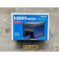 Tomytec Tomica Limited Vintage Neo Tomicarama Vintage Garage 08a (1:64)