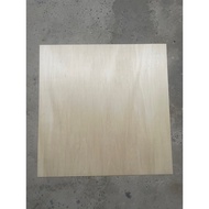 Set of 4 basswood panels 2mm 40x70cm