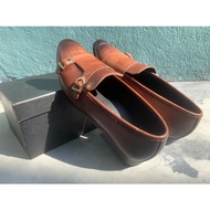 PRE LOVE ZEVE SHOES (real nice shoes)