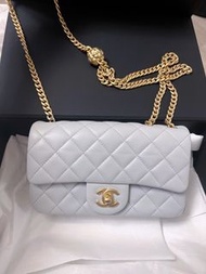 Chanel 23S mini 20cm 山茶花調節扣 灰粉藍色 霧霾藍金條鏈 mini CF mini 20cm classic