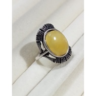 (R315) BEESWAX YELLOW AMBER NATURAL GEMSTONE ADJUSTABLE SILVER RETRO RING 蜜蜡黄琥珀天然宝石可调节银复古戒指 CINCIN PERAK BATU KUNING