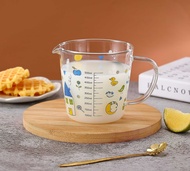 Deli Soga แก้ววัดระดับแก้วบอโรซิลิเกตทนความร้อนพิมพ์ลายแก้วนมแก้วพิมพ์ลายสำหรับใช้ในครัว