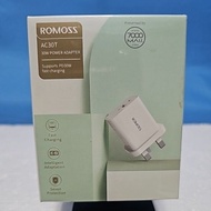ROMOSS ORIGINAL AC- 30T POWER ADAPTER SUPPORT TO PD 30W FAST CHARGING INTELLIGENT ADAPTER