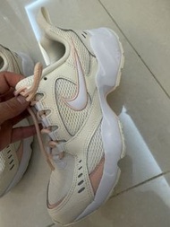 Nike Wmns Air Heights 女款運動鞋