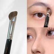 SG Seller Nose shadow brush, wood handle, contour brush, makeup brush