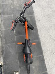 迪卡儂16吋兒童鋼製顆粒輪胎自行車 (機器人款)