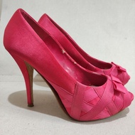 Preloved Zara Shoes size 37 shocking pink