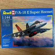 REVELL 利華  1:144 F/A-18E 超級大黃蜂