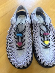 KEEN Uneek 編織涼鞋