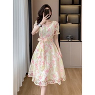 Korean women's party dress with floral motifs D8210