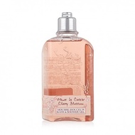 LOccitane Cherry Blossom Shimmering Lotion/shower gel 250mlหอมกลิ่นของดอกไม้นานาพรรณ เผยผิวเนียนนุ่มน่าสัมผัส