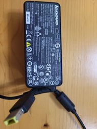 Lenovo 聯想 手提電腦火牛Laptop transformer 黃色方頭輸出, 20V 2.25A