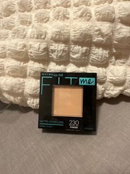 maybelline 媚比琳 fit me反孔特霧蜜粉餅