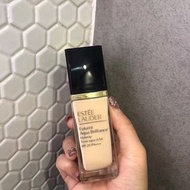 Estée Lauder 雅詩蘭黛精華粉底液