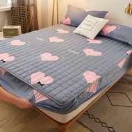 Mattress Protector Cover Cartoon Printing Fitted Bedsheet Elastic Bed Cover Single/Twin/Queen/King Size 90x200cm/120×200cm/150×200cm/180×200cm Suitable Mattress(Depth) 30cm Not Included Pillowcase