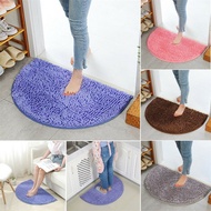 Semicircular Bath Mat with Absorbent Chenille Anti Slip and Fashionable