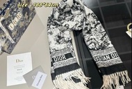 💜DIOR 羊絨動物印花圍巾披肩（預購7工作日發貨）