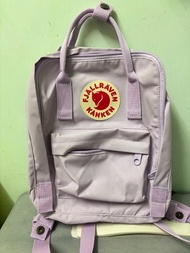 近乎全新 Fjallraven 香港專門店購入 Kanken Mini Backpack Pastel Lavender 7L