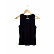 Y2k DKNY plain black Sleeveless top, good cutting tank top, body con, camisole