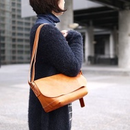 日本手工染 軟牛皮時尚肩背斜背包  接單訂購Made by FES
