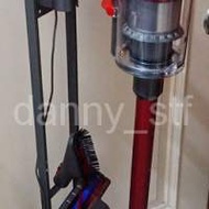 Dyson V10 CN版 吸塵機 跟4x吸頭/1x長管/1X原裝火牛 連Dyson專用企架