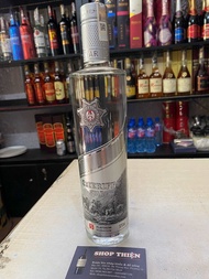 VODKA MEN SHERIFF 30% 565ml
