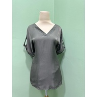 K36 milano blouse V neck