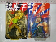 〔✌2盒一口價〕
◀️地獄之刀白次男➕電流推動電眼▶️
〖藍夢創世🗿海虎🦈武神前傳〗
＜溫日良(肥良) 鄧志輝＞

【絕對💯%正版】
🌀公仔FIGURE 高3寸
🆕全新★港漫畫刀劍兵器絕絕版200X年