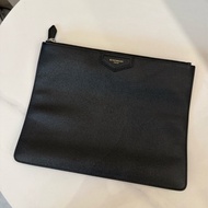 givenchy紀梵希皮革手拿包