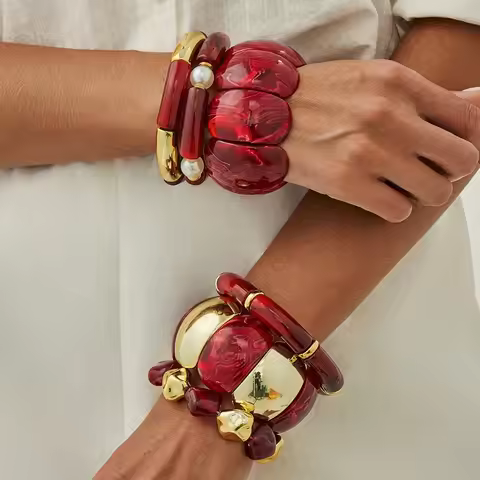 Fashion Charm Angora Red Diffused Arc-shaped Resin Gold Color Bent Tube Beaded Spliced Elastic Brace