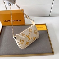 LV_ Bags Gucci_ Bag Mini Pochette Accessories Clutch Chain Mahjong Bag 80501 JJOF