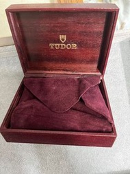 Tudor 盒full set ,