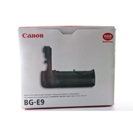 Canon BG-E9 Battery Grip for EOS 60D Digital Camera