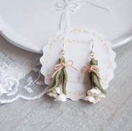 鈴蘭花束 耳夾或耳環