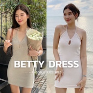 LASSIE ISSUES D02 - BETTY DRESS