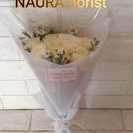 bucket bunga mawar asli/mawar putih pikok/ bunga ultah/bunga asli