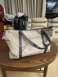 Agnes b. Voyage 手袋｜適合上班/悠閑用