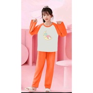 LONG-SLEEVE GIRLS' SUIT – EXTREMELY ADORABLE SHAPE DS220