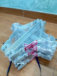 M31 SET 50 CHIẾC MÓC TREO CỒ DÀY TREO PHƠI QUẦN ÁO NGƯỜI LỚN CHUYÊN QUẦN JEAN